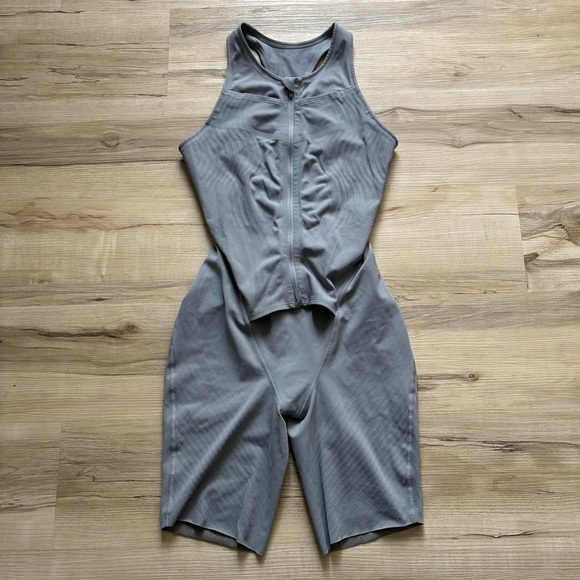 lululemon athletica Pants - Lululemon Running One Piece Women's Gray Sleeveless Zip-Front Jumpsuit Romper